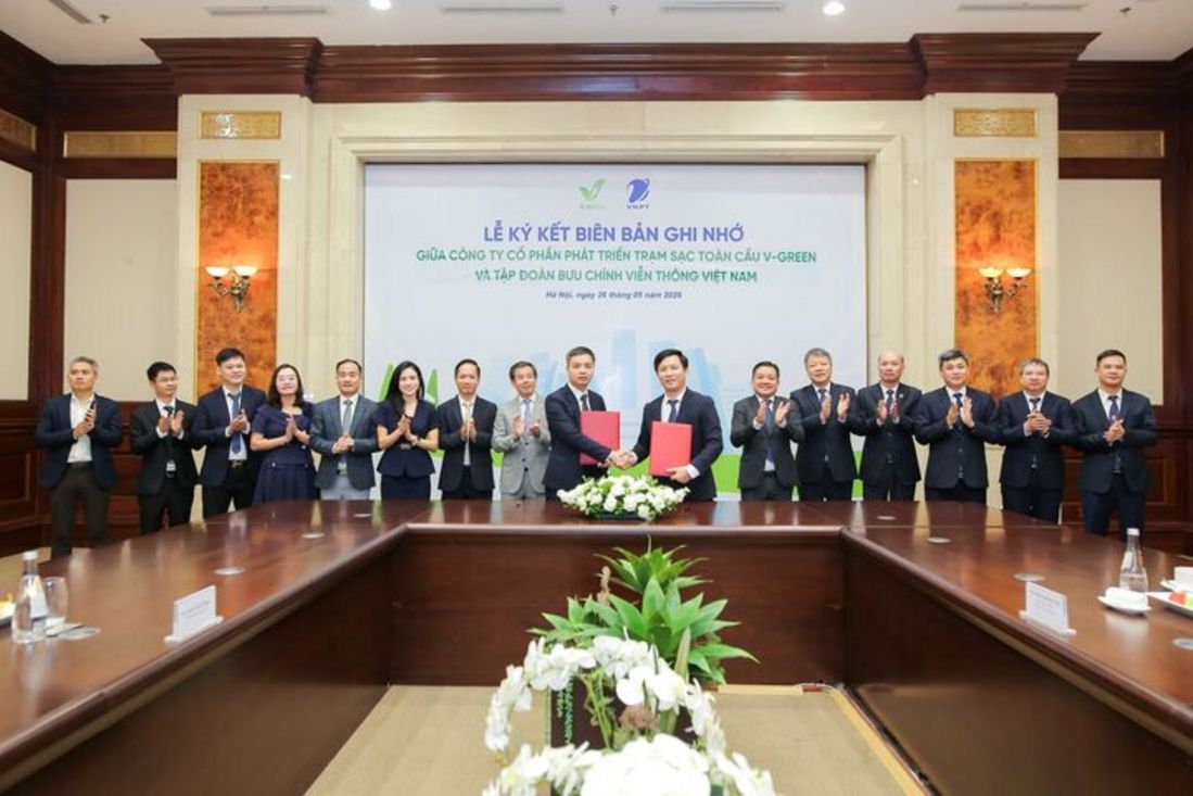 V-Green và VNPT hợp tác phát triển mạng lưới trạm sạc xe điện