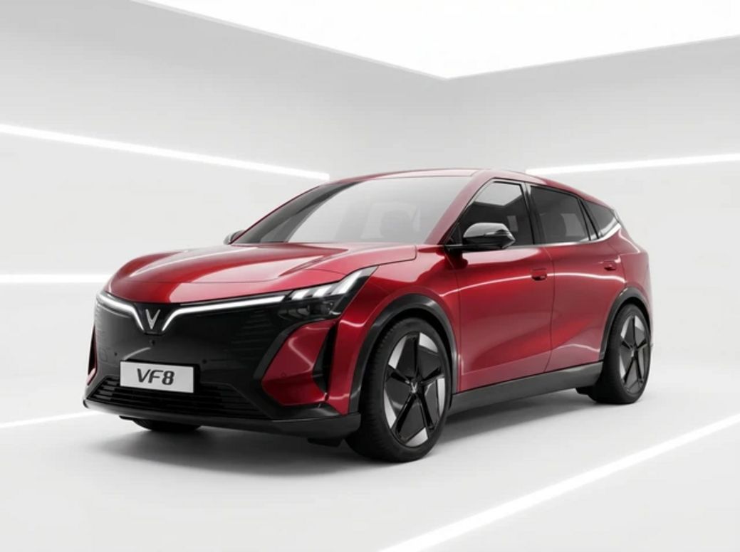 VinFast VF 8 thế hệ mới ra mắt với giá từ 999 triệu đồng